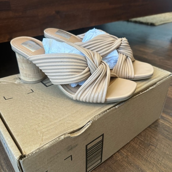 DV by Dolce Vita | Fallon - Picture 3 of 6